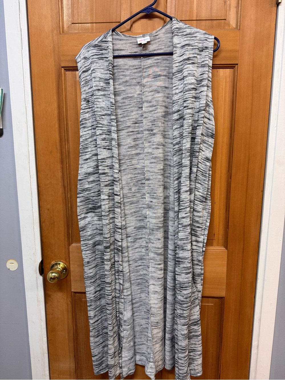LuLaRoe Gray and Cream Marled Sleeveless Duster